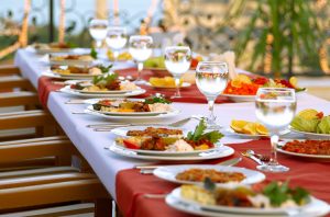 10 Amazing Food Ideas for Wedding Reception in Summer | en Ville Wedding Catering Toronto